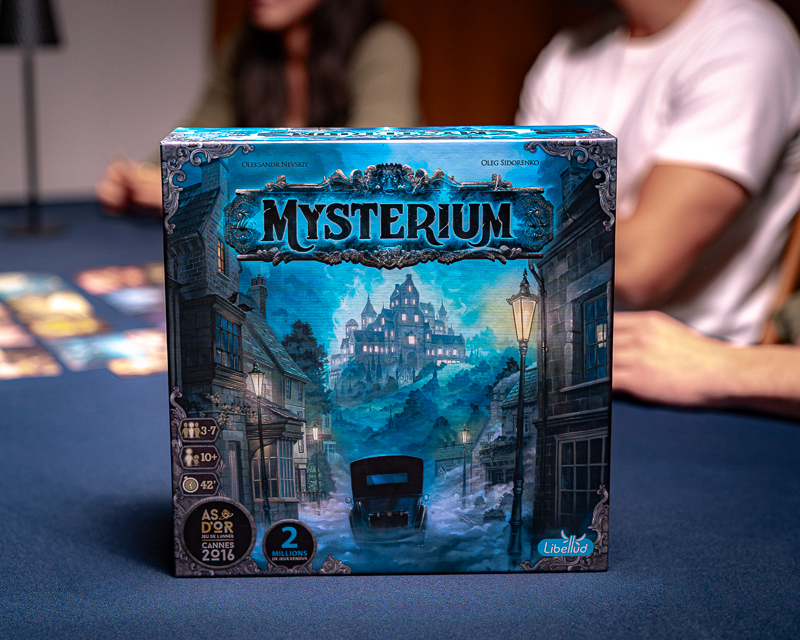 Plateau et pièces de Mysterium