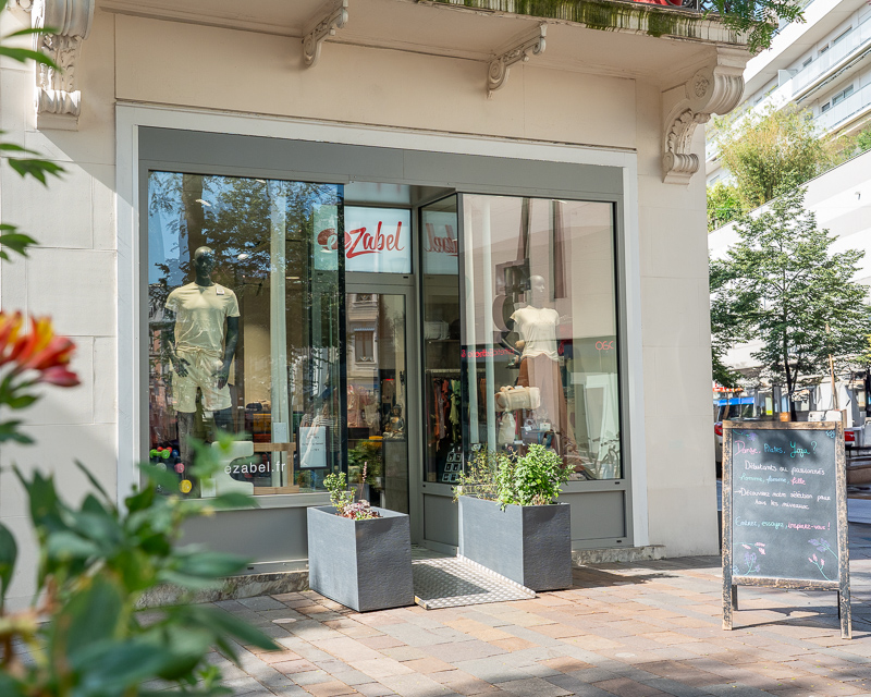 Façade du magasin Ezabel