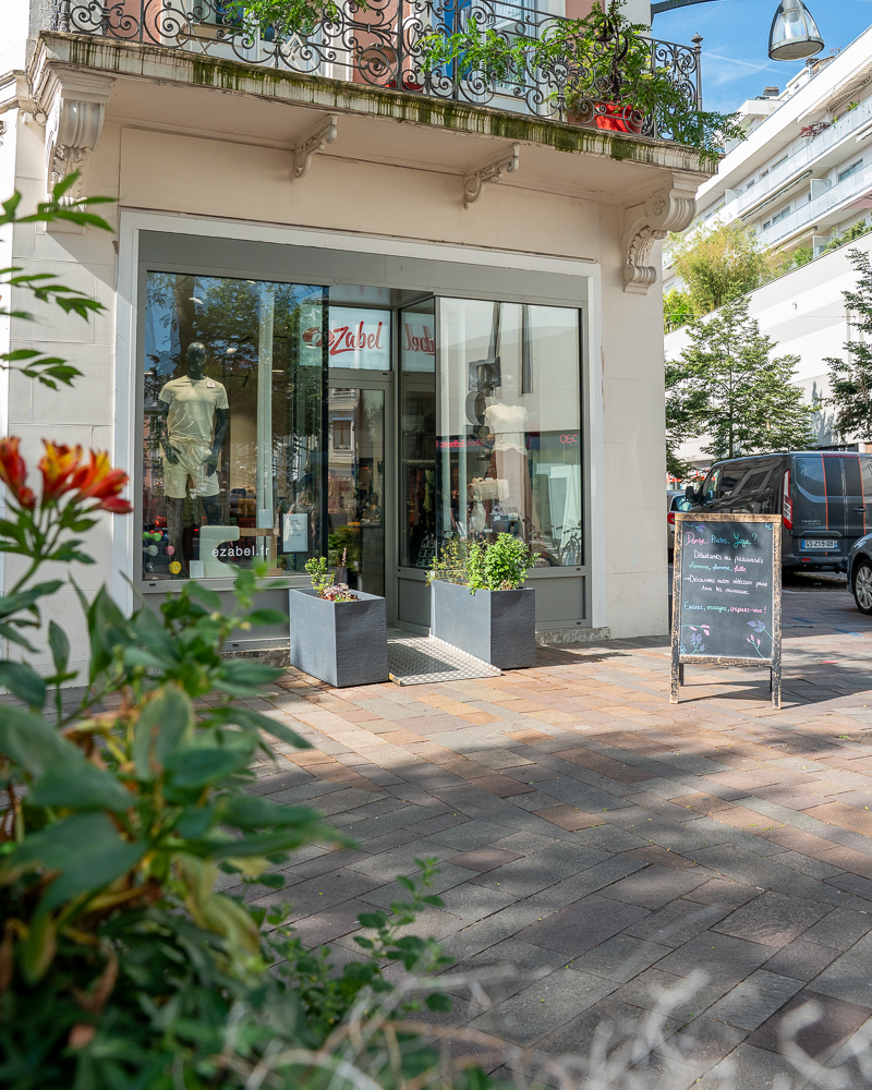 Façade du magasin Ezabel